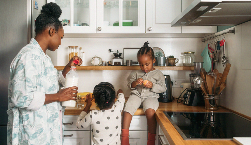 ‘I’m a Pediatrician, and Here’s Why I Believe in Offering Dairy Milk to Kids (Plus a Make-Ahead Recipe for Busy Mornings)’