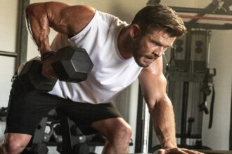 Chris Hemsworth Diagrams a Killer Upper Body Workout Fit For an Action Star