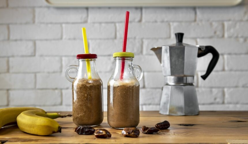 I’m a Dietitian Who Used to Only Drink a Cup of Joe for Breakfast. Now, I Have This Coffee Smoothie Instead