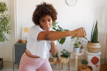 Billy Blanks’s Tae Bo Videos Were My Go-To Workout as a Teenager. They’re Still a Fun, High-Energy Release Today