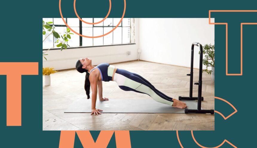 This 20-Minute Classic Barre Workout Works Your Arms, Abs, Glutes, and More