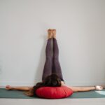 Relax and Unwind With Somatic Yoga. Here’s How, Plus the 5 Best Poses to Try